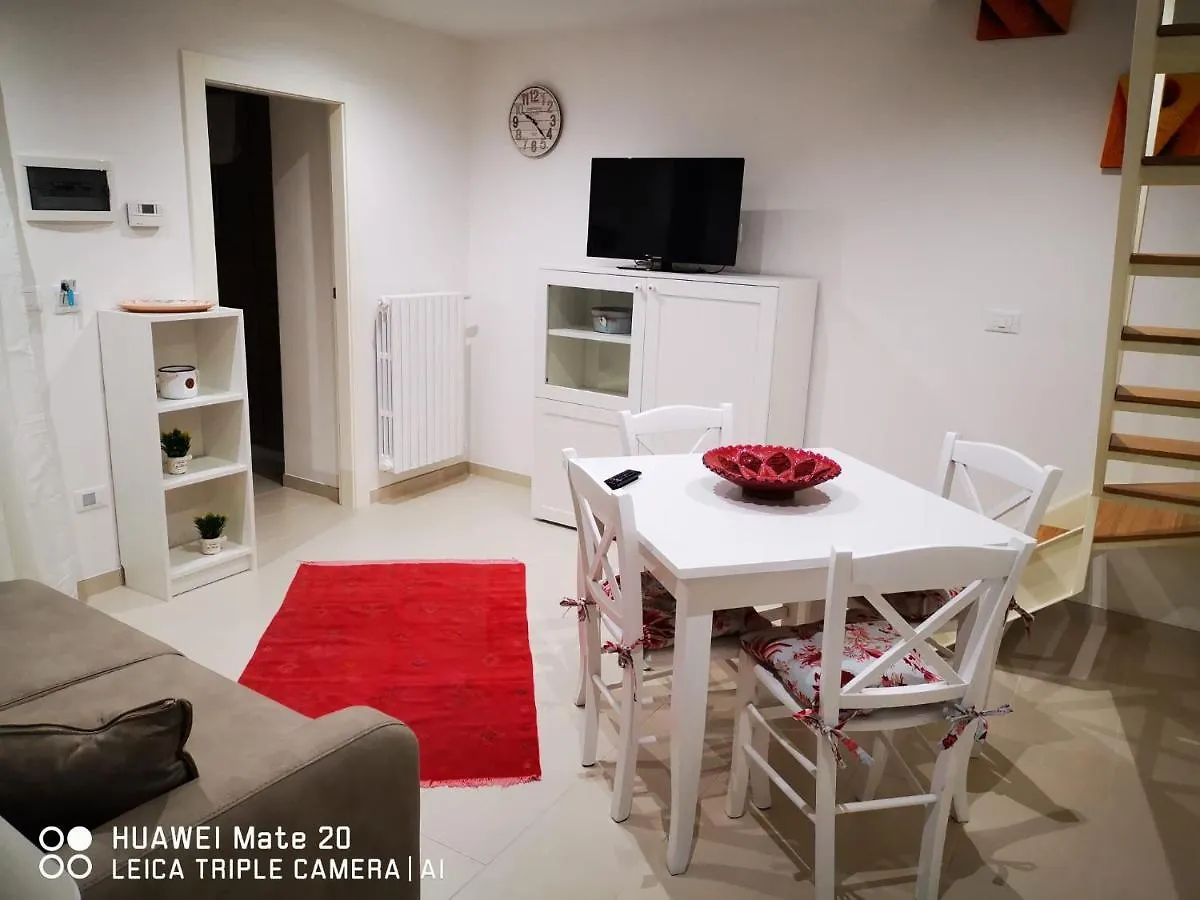 Villa Civico 63 à Brindisi 0*,